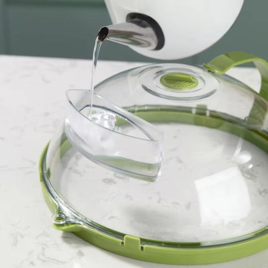 cloche-micro-ondes-eau