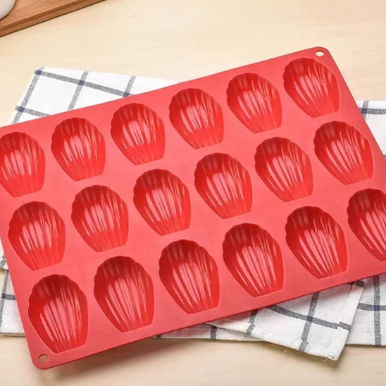 moule-a-madeleine-en-silicone