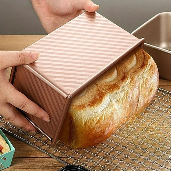moule-a-pain-de-mie-demoulage