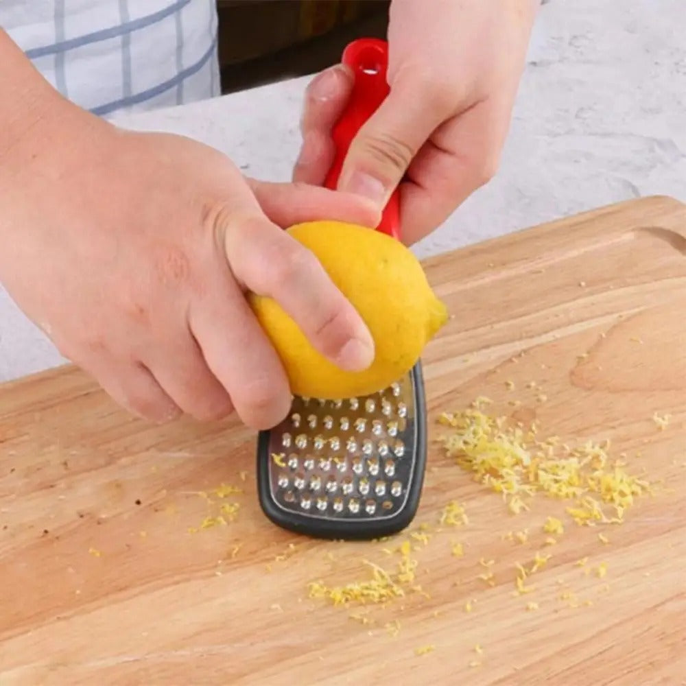 rape-a-fromage-multifonctionnelle-citron